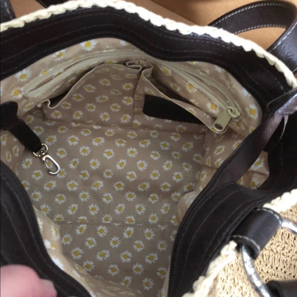 Beautiful spring-time purse! - Picture 2 of 4